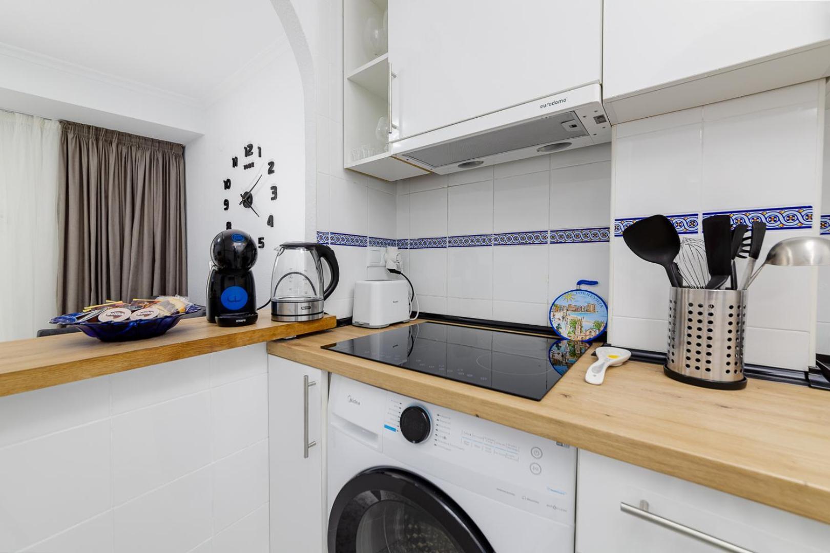 Calle Concordia 86, Two Bedroom Apartment, Up To 6 Guests, Near Del Cura Beach,Supermarket Mercadona And Central Bus Station Torrevieja Extérieur photo
