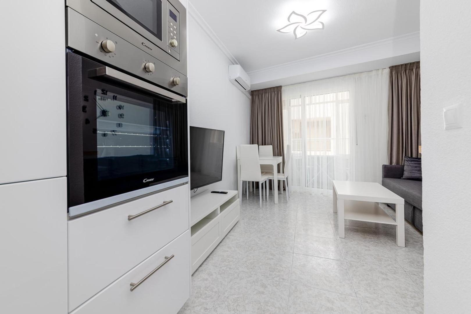 Calle Concordia 86, Two Bedroom Apartment, Up To 6 Guests, Near Del Cura Beach,Supermarket Mercadona And Central Bus Station Torrevieja Extérieur photo